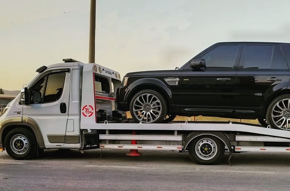 Oto kurtarıcı ve nakliye